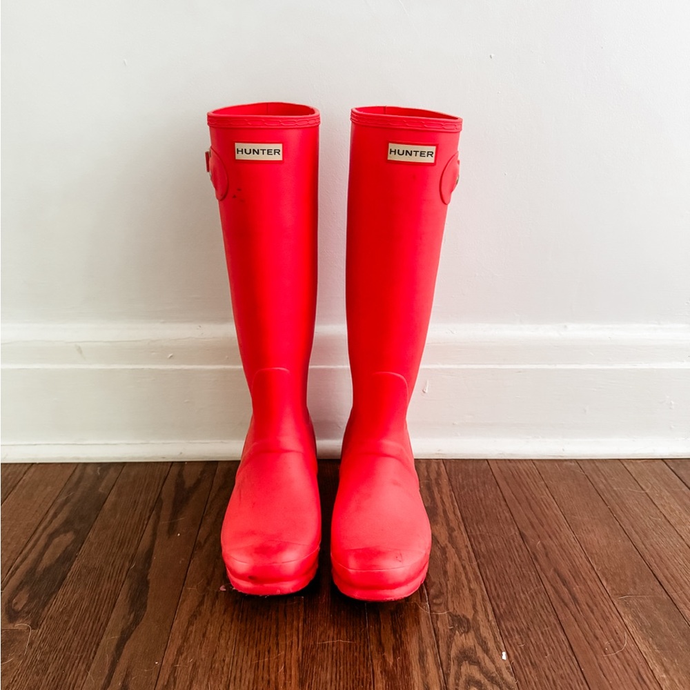 Hunter Bright Pink Rain Boots